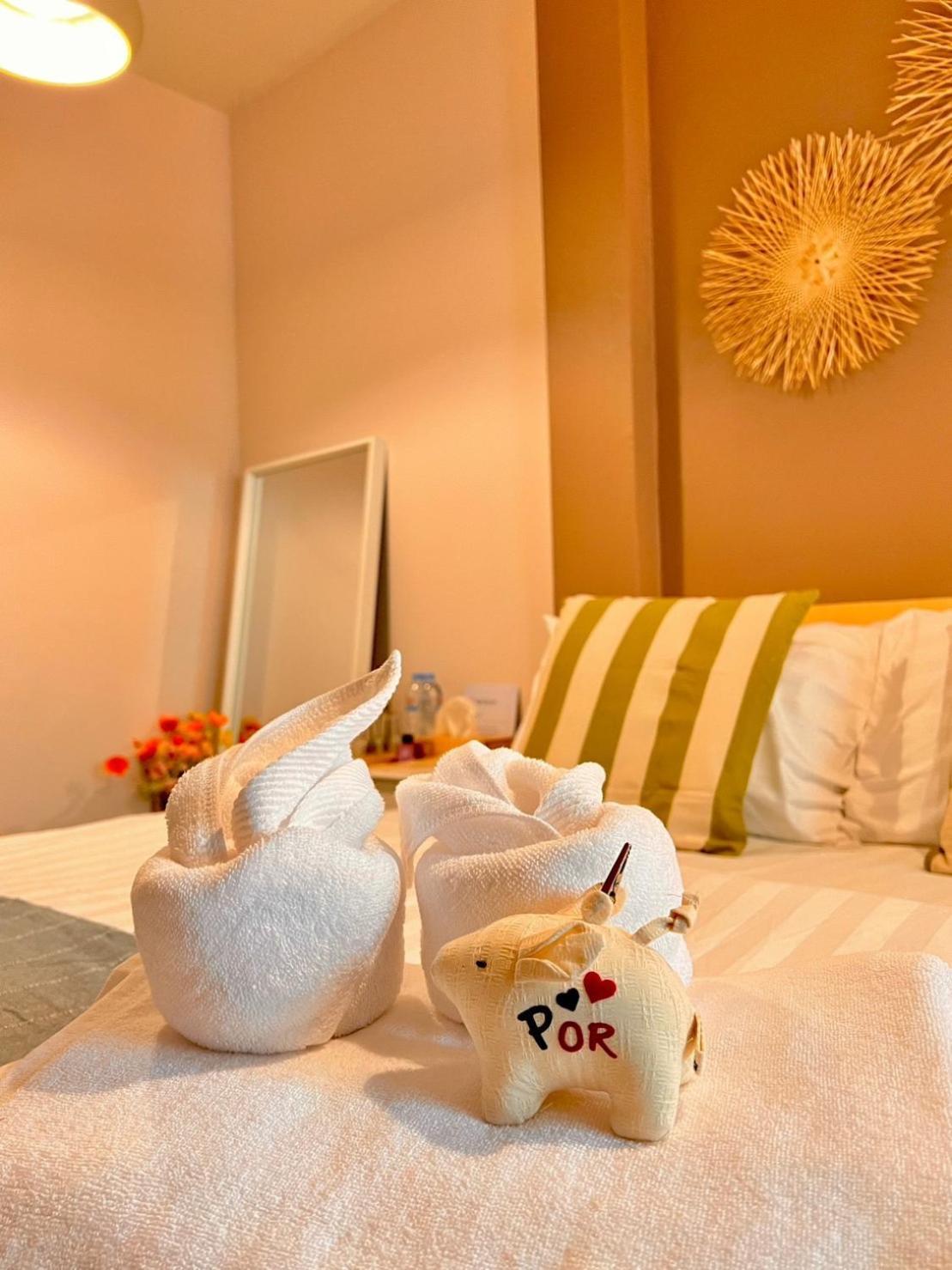 Por Poshtel Kanchanaburi Exterior photo