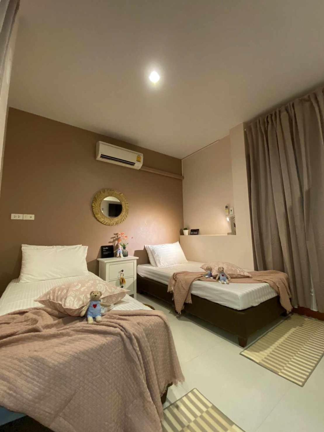 Por Poshtel Kanchanaburi Exterior photo